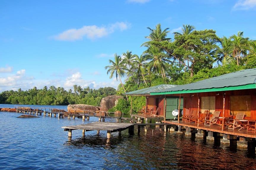 Hikkaduwa Lake: The Inland Oasis